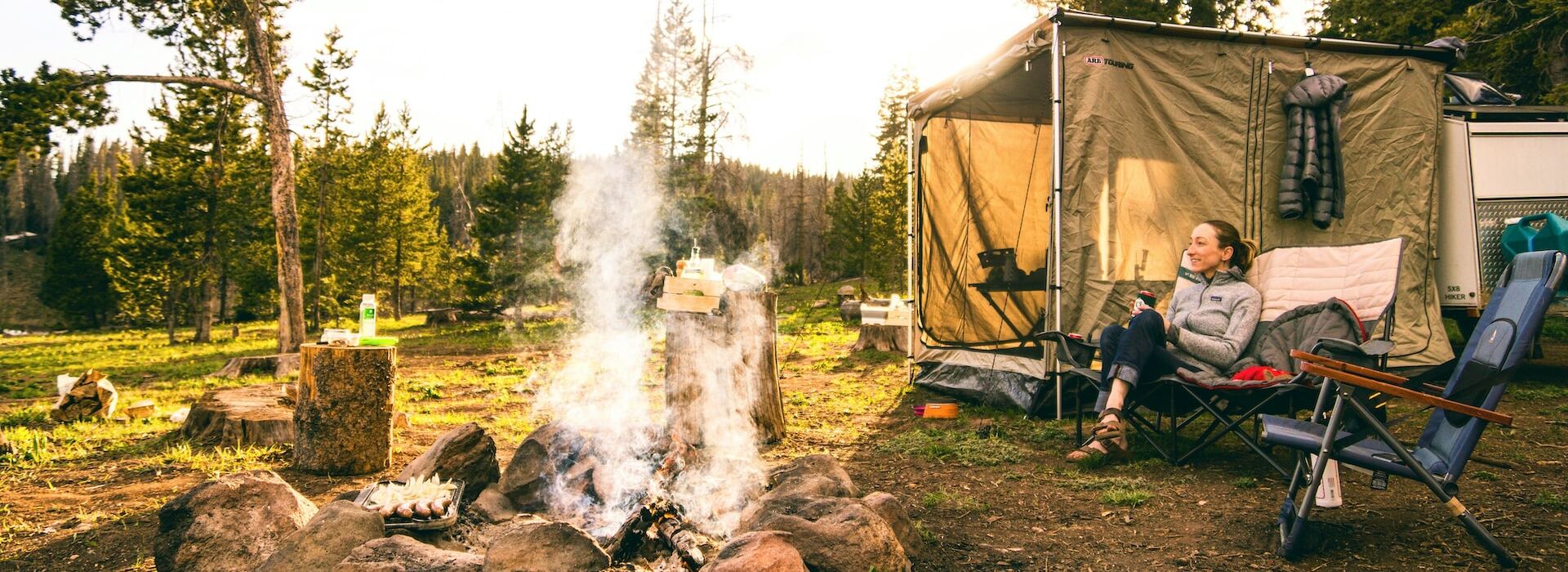 Professionelles Outdoor-Ausrüstungsgeschäft -Professionelles Outdoor-Ausrüstungsgeschäft chris holder uY2UIyO5o5c unsplash 1